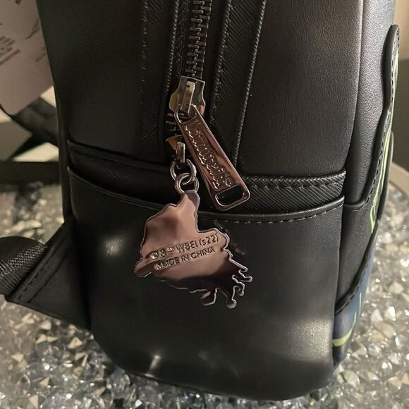 New loungefly Harry Potter demeanors glow in the dark mini book bag backpack - Picture 6 of 15